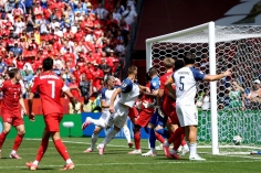 Trực tiếp bóng đá Canada 0-1 Bosnia-Herzegovina: Bất ngờ xảy ra