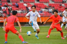 CĐV Trung Quốc vỡ òa sau khi giành HCĐ ASIAD 2026