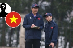 HLV Kim Sang Sik nhận tin buồn từ tiền đạo rất được mong chờ