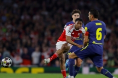 Trực tiếp Arsenal 0-0 Atletico Madrid: Đôi công rực lửa từ đầu