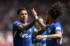 Trực tiếp Liverpool 1-2 Chelsea: The Blues ép sân