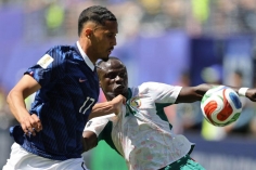Trực tiếp Pháp 0-0 Senegal: Senegal phản công