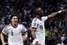 Trực tiếp CH Séc 0-2 Mexico: Séc gặp nguy