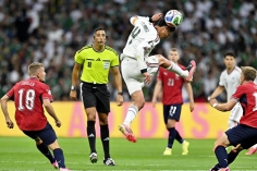 Trực tiếp CH Séc 0-0 Mexico: Séc cố tấn công