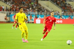 Trực tiếp Việt Nam 0-0 Malaysia: Việt Nam ép sân từ đầu