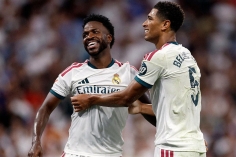 Trực tiếp Real Madrid 0-0 Malaga: Los Blancos ép sân