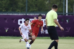 Báo Trung: 'HLV Việt Nam phải thừa nhận Trung Quốc quá mạnh sau trận thua 0-3'