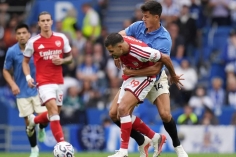 Trực tiếp Brighton 1-0 Arsenal: Siêu phẩm mở tỷ số