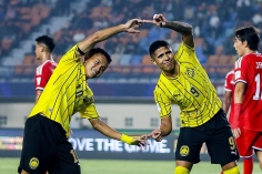 CĐV Đông Nam Á chấn động: 'Thắng 6-0 vẫn mất vé chung kết, quá nghiệt ngã cho Malaysia'