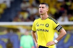 Ronaldo đá hỏng phạt đền, Al Nassr nhọc nhằn đả bại Neom SC