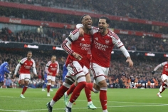 Thắng thuyết phục Everton, Arsenal chính thức đuổi kịp Man City