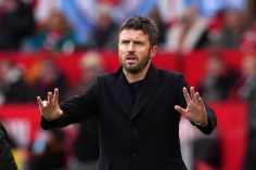 HLV Carrick thốt lên 1 điều khi MU mất chuỗi thắng liên tiếp