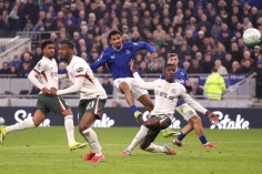 Thua thảm Everton, Chelsea chìm sâu trong khủng hoảng