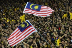 CĐV Malaysia dậy sóng khi Việt Nam đối đầu Úc ở bán kết giải ĐNÁ