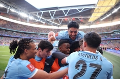 Ngược dòng phút cuối, Man City thẳng tiến vào chung kết FA Cup