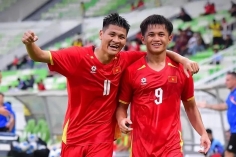 CĐV ĐNÁ đồng loạt phản ứng khi U19 Việt Nam đại thắng 5-0