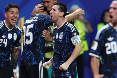 Messi chói sáng, Argentina ngược dòng vào chung kết World Cup 2026
