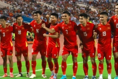 CĐV ĐNÁ đồng loạt phản ứng khi Việt Nam có sao Việt kiều mới toanh
