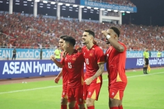 Trực tiếp Việt Nam 1-1 Thái Lan: Căng thẳng rực lửa