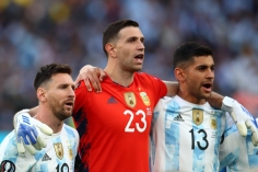 Trước World Cup 2022, Messi chỉ đích danh 'bùa hộ mệnh' của Argentina