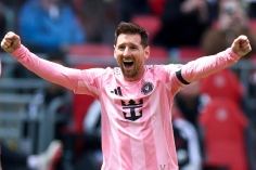 Messi phá kỷ lục MLS, Inter Miami nghiền nát Toronto trên đất Canada