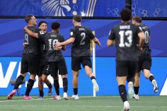Trực tiếp bóng đá Iran 0-1 New Zealand: Tấn công dữ dội