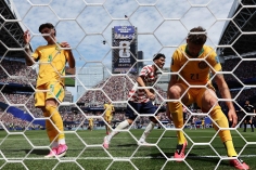 Trực tiếp bóng đá Mỹ 1-0 Australia: Bàn thua ngỡ ngàng
