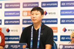 Trực tiếp HLV Kim Sang Sik nói khi Việt Nam vượt Thái Lan vô địch AFF Cup
