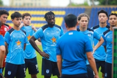 Hai anh em ruột Việt kiều cùng được đăng ký thi đấu tại V.League