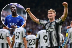 Bảy phút điên rồ của Newcastle, Everton khiến Ngoại hạng Anh sôi sục