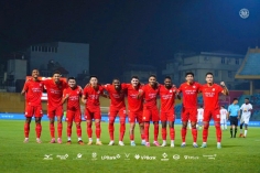CAHN thị uy sức mạnh ở trận mở màn V.League