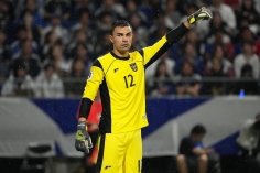 Thủ môn nhập tịch Indonesia nhận vinh dự cực lớn ở Serie A