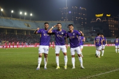 Trực tiếp bóng đá Hà Nội 1-0 CAHN: Hoàng Hên ghi bàn