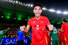 NÓNG: Thần đồng 19 tuổi bất ngờ lỡ hẹn với U23 Việt Nam