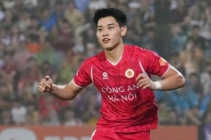 Trực tiếp bóng đá CAHN 4-1 SLNA: Đình Bắc lập hattrick