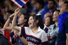 CĐV Thái Lan đồng loạt réo tên ĐT Việt Nam vì hòa thất vọng đội Tây Á
