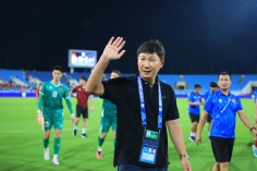 HLV Kim Sang Sik ra quyết định khiến ĐT Việt Nam không thể vui hơn