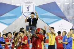 HLV Kim Sang Sik ra quyết định quan trọng với ĐT Việt Nam tại giải FIFA
