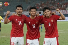 Thắng đậm 7 bàn để giành vé vớt, ĐT Indonesia nhận ‘mưa lời khen’ từ CĐV ĐNÁ