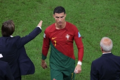 NÓNG: Ronaldo dỗi, muốn từ bỏ cơ hội vô địch World Cup cùng Bồ Đào Nha