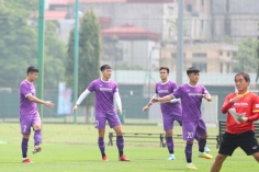 Hai trụ cột hàng thủ của U23 Việt Nam gặp chấn thương trước trận đấu với U20 Hàn Quốc