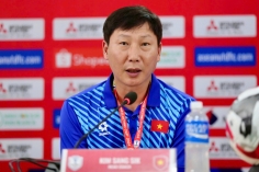 Trực tiếp: HLV Kim Sang Sik họp báo trước trận gặp ĐT Bangladesh