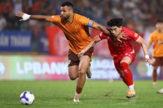 Trực tiếp bóng đá HAGL 1-2 Hải Phòng: Đội khách lấn lướt
