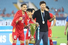 HLV Kim Sang Sik tuyên bố đầy tự tin: 'ĐT Việt Nam sẽ còn mạnh hơn'