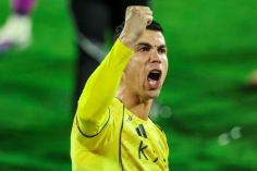 Ronaldo tỏa sáng, Al-Nassr áp sát ngôi đầu