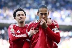 Hạ Everton ở phút 100, Liverpool tiến gần vé Champions League