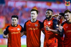 Trực tiếp bóng đá Ninh Bình 2-0 Hải Phòng: Hoàng Đức chấn thương