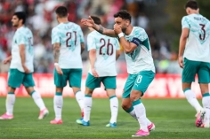 ĐT Bồ Đào Nha khởi động World Cup bằng chiến thắng đầy sóng gió