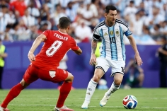 Trực tiếp bóng đá Argentina 1-0 Thụy Sĩ: Căng thẳng nảy lửa