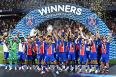 Thắng dễ Aston Villa, PSG bảo vệ thành công Siêu cúp châu Âu
